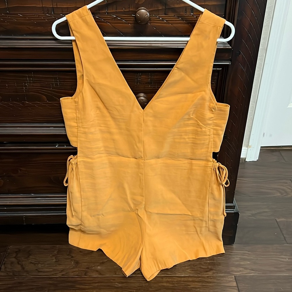 BCBGeneration Short Romper